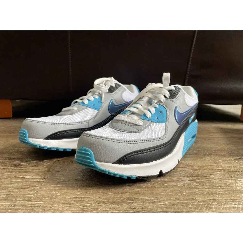 Nike Air Max 90 GS NN White Blue Lightning Sz 6.5y FD0678-100